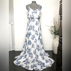 Lulu’s Pollen for You Blue and White Floral Print Maxi Dress